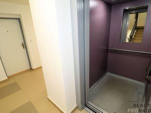 Pronájem bytu 1+kk, Brno - Židenice, Vančurova, 42 m2