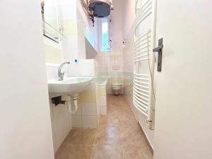 Pronájem bytu 2+kk, Praha - Vinohrady, Jugoslávská, 48 m2