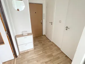 Pronájem bytu 2+kk, Praha - Hostivař, plukovníka Mráze, 40 m2