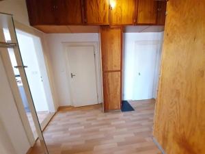 Pronájem bytu 3+kk, Praha - Nusle, náměstí Hrdinů, 72 m2