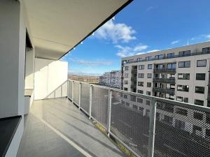 Pronájem bytu 2+kk, Praha - Hlubočepy, Baarové, 64 m2
