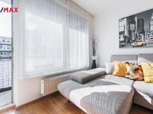 Pronájem bytu 3+kk, Praha - Čakovice, Hakenova, 75 m2