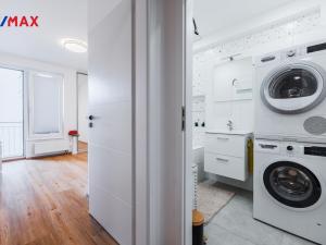 Pronájem bytu 3+kk, Praha - Čakovice, Hakenova, 75 m2