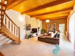 Prodej výrobních prostor, Ponědrážka, 165 m2