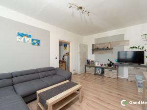 Prodej bytu 3+1, Zlín - Malenovice, Husova, 60 m2