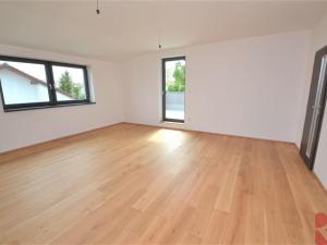 Prodej bytu 3+kk, Praha - Lhotka, Slepá I, 74 m2