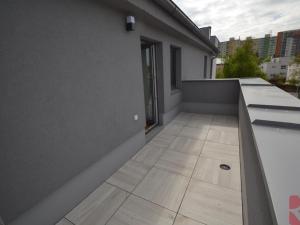 Prodej bytu 3+kk, Praha - Lhotka, Slepá I, 74 m2