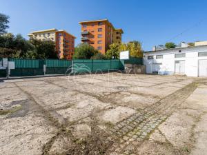 Pronájem skladu, Kralupy nad Vltavou, Lutovítova, 681 m2