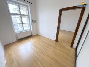 Pronájem bytu 2+1, Praha - Smíchov, Štefánikova, 50 m2
