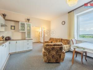Pronájem bytu 2+kk, Praha, U kříže, 37 m2