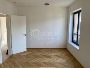 Pronájem bytu 2+kk, Tábor, Bechyňská, 50 m2