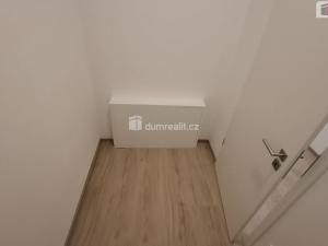 Pronájem kanceláře, Plzeň - Bolevec, Plaská, 82 m2