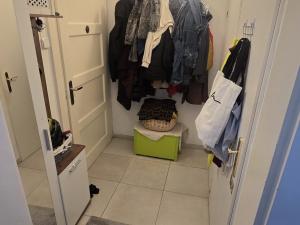 Pronájem bytu 2+kk, Olomouc, Hodolanská, 49 m2