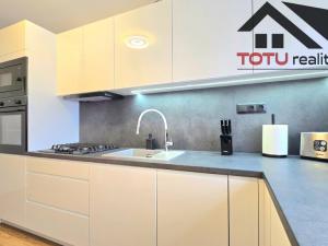 Prodej bytu 3+1, Jaroměř, Svat. Čecha, 82 m2