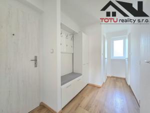 Prodej bytu 3+1, Jaroměř, Svat. Čecha, 82 m2