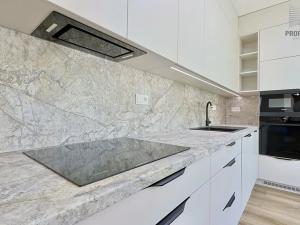 Pronájem bytu 2+kk, Brno, Bystrcká, 68 m2