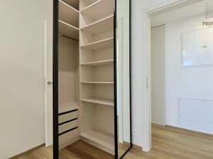 Pronájem bytu 2+kk, Brno, Bystrcká, 68 m2