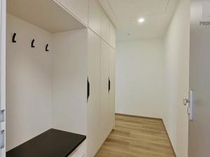 Pronájem bytu 2+kk, Brno, Bystrcká, 68 m2