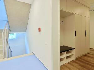 Pronájem bytu 2+kk, Brno, Bystrcká, 68 m2