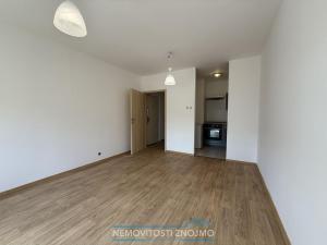 Pronájem bytu 2+kk, Znojmo, Kuchařovická, 38 m2