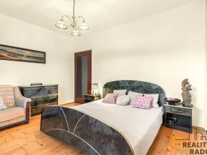 Prodej rodinného domu, Králův Dvůr - Křižatky, 240 m2