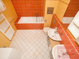 Pronájem bytu 3+kk, Praha - Liboc, Naardenská, 140 m2