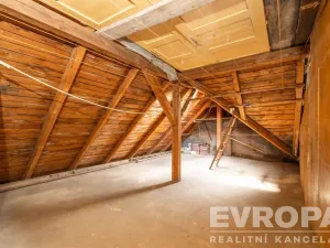 Prodej rodinného domu, Trutnov - Kryblice, Zahradní Město, 270 m2