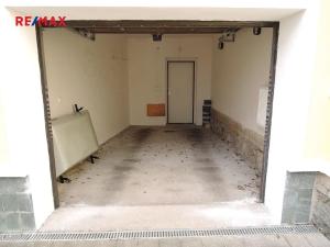 Pronájem rodinného domu, Beroun, Školní nám., 280 m2
