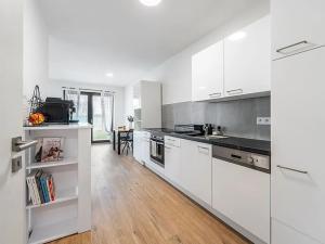 Pronájem bytu 2+kk, Hluboká nad Vltavou, Potoční, 60 m2