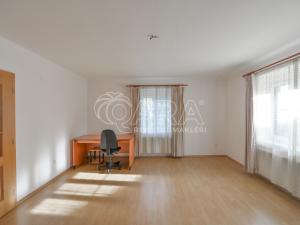 Pronájem bytu 4+1, Davle, K pivovaru, 214 m2