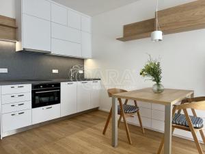 Pronájem bytu 1+kk, Praha - Holešovice, U průhonu, 32 m2