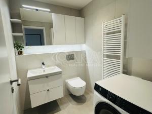 Pronájem bytu 1+kk, Praha - Holešovice, U průhonu, 32 m2