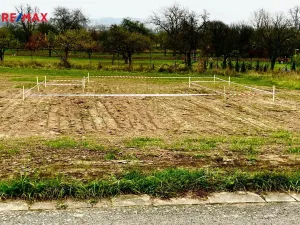 Prodej pozemku pro bydlení, Lazníky, 577 m2