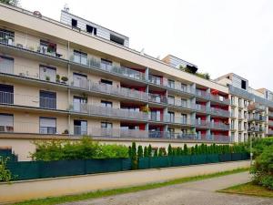 Pronájem bytu 1+kk, Praha - Dejvice, Lindleyova, 98 m2