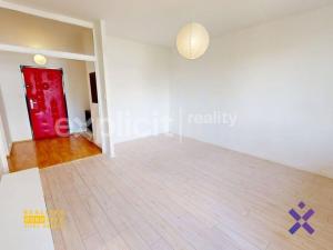 Prodej bytu 2+1, Zlín, Slunečná, 62 m2