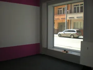 Pronájem obchodního prostoru, Pardubice, Sladkovského, 60 m2