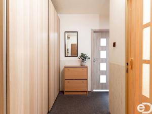 Prodej bytu 2+kk, Praha, Vysočanská, 42 m2