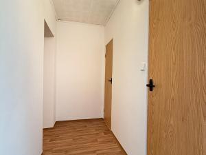 Pronájem bytu 2+1, Osek, Hrdlovská, 63 m2