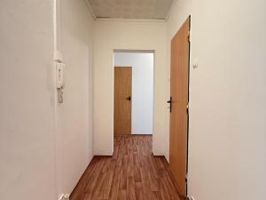 Pronájem bytu 2+1, Osek, Hrdlovská, 63 m2