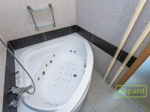 Prodej bytu 3+1, Praha, Bělocerkevská, 71 m2