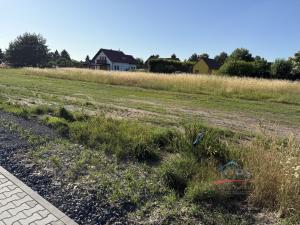 Prodej pozemku pro bydlení, Sány, 972 m2