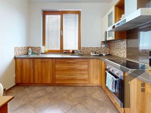 Prodej rodinného domu, Praha - Hostivař, Hornoměcholupská, 537 m2