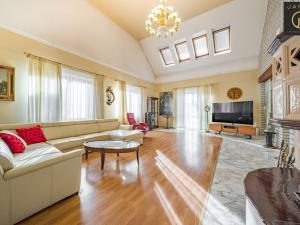 Prodej vícegeneračního domu, Sýkořice, 535 m2