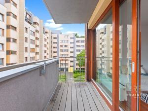 Prodej bytu 2+kk, Praha - Vysočany, Paříkova, 58 m2
