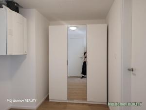 Pronájem bytu 2+kk, Praha - Stodůlky, Hábova, 52 m2