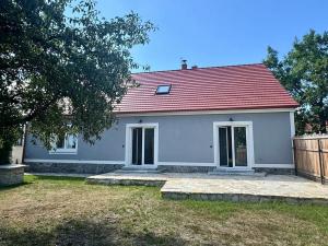 Pronájem vícegeneračního domu, Stará Huť, Karla Dvořáka, 300 m2