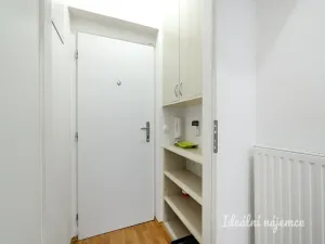 Pronájem bytu 2+kk, Praha - Košíře, Česká, 46 m2
