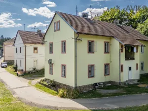 Prodej bytu 1+kk, Zvěstov - Roudný, 25 m2