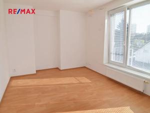 Prodej bytu 3+kk, Praha - Horní Měcholupy, Milánská, 76 m2