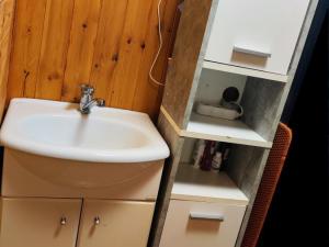 Prodej chaty, Pnětluky, 70 m2